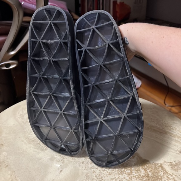 SALE Jelly Slides - Picture 5 of 5